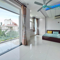 Căn Hộ Ban Công Siêu To - Full Nội Thất, Siêu Rộng