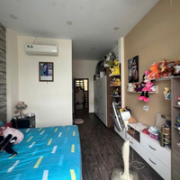 Tân Bình, Ni Sư Huỳnh Liên, Mới Đẹp 3 Tầng 4M X 12M. 5,5 Tỷ Xíu.
