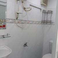 Cần cho thuê chung cư Bàu Cát 2 Thang bộ 55m 2PN 1WC giá 7,5 triệu