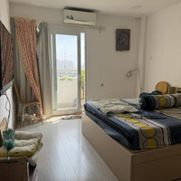 Cho Thuê 2 Phòng Ngủcc Khánh Hội 1, Full Nt, View Sông 2 Ban Công