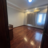Nhà Riêng Cho Thuê Tại Đường Nguyễn Gia Trí Quận Bình Thạnh. Diện Tích: 240M2. Giá Chỉ: 60 Triệu