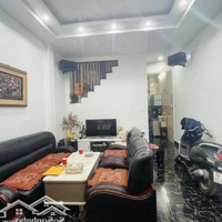 Gần Phố - Gần Hồ Tây - Nhà Đẹp Sẵn Ở - Nhà Cách Mặt Phố Llq Vài Bước, Ra Hồ Tây Chỉ Trăm Mét