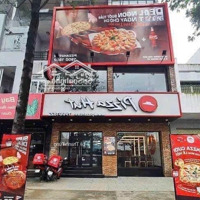 Siêu Phẩm - Cho Thuê Nhà Mặt Phố Vũ Phạm Hàm, Diện Tích: 170M2 X 5 Tầng, Mt: 6M Vỉa Hè Rộng,Vị Trí Đắc Địa