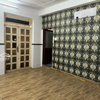Bán Khách Sạnmặt Tiềnlê Hồng Phong P12, Q10, 4 X 11M, Giá Bán 17 Tỷ, 44M2, 5 Phòng Ngủ 3 Tầng