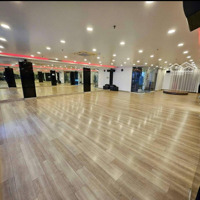 Toà Nhà Hiền Vương - Tân Phú - Dt: 9X20M - Hầm Trệt Lửng 5 Lầu - Giá Thuê: 149 Triệu/Tháng