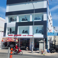 Cho Thuê Nhà Đường Quốc Lộ 13, Tp Thủ Đức .Diện Tích15X20 3 Tầng . Giá Chỉ 75 Triệu/ Tháng . Liên Hệ: 0901686298 .