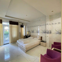 Nhân - Nhà 4 Tầng Nguyễn Thị Minh Khai Chỉ 24 Tỷ