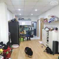 Bán nhà mặt phố quận 5 - Khu kinh doanh sầm uất ngày đêm - Ngang tài lộc 6m - 11 tỷ