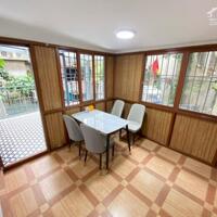 Bán căn hộ tầng 2 tập thể Bách Khoa, Hai Bà Trưng, 70m2, nhà đẹp ngõ ô tô