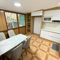 Bán căn hộ tầng 2 tập thể Bách Khoa, Hai Bà Trưng, 70m2, nhà đẹp ngõ ô tô