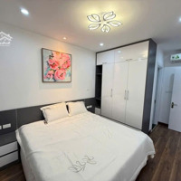 Cần Cho Thuê Căn 3 Phòng Ngủ 102M2, Full Đồ Đẹp Tại Green Stars Tầng 14, Giá 14 Triệu/Th Liên Hệ: 0981959535 A Hà