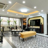 Bán Gấp Nhà Riêng Phân Lô Víp Nghi Tàm Tây Hồ, 98M2 4 Tầng X Mặt Tiền 9M. Giá 357 Triệu/M. Nhà Cực Đẹp