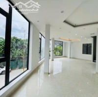 Cho Thuê Nhà Mặt Phố Hàng Tre - Đống Đa Diện Tích: 120M2 .Mặt Tiền:8,5M Nhận Diện Thương Hiệu Đỉnh.