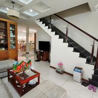 Bán Gấp Biệt Thự 230m2 khu sang trọng phường Tân Hưng Quận 7, sổ hồng giảm mạnh còn 22,5 tỷ