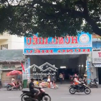 Bán Nhà Mặt Tiền Hùng Vương, P.1 , Quận 5 Diện Tích: 9M X 25M Cấp 4 - Giá:45 Tỷ