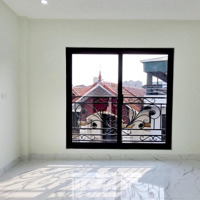 Bán Nhà 5 Tầng Mới Đẹp Tại Ngũ Hiệp Thanh Trì, Ô Tô Đỗ Gần Giá Chỉ Nhỉnh 5 Tỷ