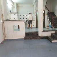 Nhà 3 Lầu (4N-3Wc), Đchỉ : 353/1 Nguyễn Duy Dương Q10 - 14 Triệu