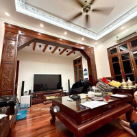 Biệt Thự Sân Vườn Mễ Trì, 127M, Ngõ Ô Tô, Vỉa Hè Rộng , An Ninh Đỉnh, 3 Ngủ , Giá Bán 42.5 Tỷ