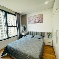 Cho Thuê Ch Golden Land 2 Phòng Ngủrộng 115M2 Full Đồ Vào Ở Được Ngay. Liên Hệ: 0372,364.390 (Có Slot Ô Tô)
