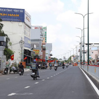 Diẹn Tích 12X16 - 1 Triệuệt 2 Lầu - Sân Thượng
