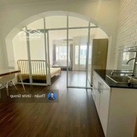 Cho Thuê Căn Hộ Quận 1_Thang Máy_ 1 Phòng Ngủ40M2_Giặt Riêng_Gần Ueh Trần Quang Khải, Công Viên Lê Văn Tám