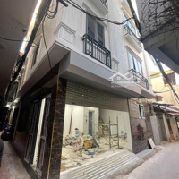 Siêuphẩm Nhà Đẹp Giáp Bát. Diện Tích: 36 M2. 6 Tầng. 4.7M Mặttiền 8.6 Tỷ Hoàng Mai.siêu Víp Phố Giáp Bát