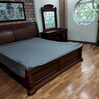 Cho thuê nhà riêng phố Văn Cao đường rộng giá tốt