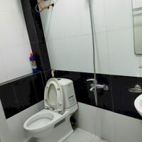 Cho thuê nhà riêng phố Văn Cao đường rộng giá tốt