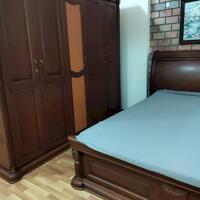 Cho thuê nhà riêng phố Văn Cao đường rộng giá tốt