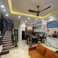 Chỉ 7.X Tỷ - 40M2 X 4 Tầng - Gần Ngã Tư Sở - Cách Phố Vài Bước Chân - Nhà Đẹp Full Nội Thất Ở Ngay