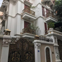 Bán Nhà Mặt Phố Chùa Hà: Diện Tích 670M2, 3 Mặt Tiền, 4Tầng, View Hồ, Công Viên, Kd Tốt, Gía 245Tỷ