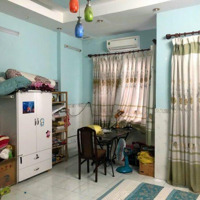 Cho Thuê Nhà Phố 4 Tầng Nguyên Căn,Hẽm Xe Hơi7M, Quận 4, Sát Trung Tâm Q1.