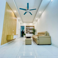 Chủ Nhờ Bán Nhà Mặt Ngõ Hoà Bình, Mới Đẹp Ở Ngay Full Nội Thất Trước Nhà Thoáng Sáng 46M2