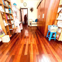 Bán Nhà Phố Đội Cấn - Ba Đìnhdiện Tích22/28M X 4 Tầng