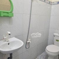 Chính Chủ Cho Thuê Nguyên Căn Ngay Trung Tâm Q12