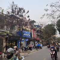 Cho Thuê Nhà 3 Tầng Mặt Tiền Rộng 4M5 Mặt Đường Dư Hàng, Hải Phòng, Giá Chỉ 12 Triệu/Tháng