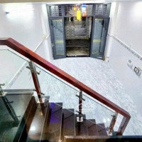 Chủ Bán Nhà Nguyễn Trãi Q5 43,5M2 Sổ Riêng, 1T1L 2Pn 2 Vệ Sinhliên Hệ: 0933452030