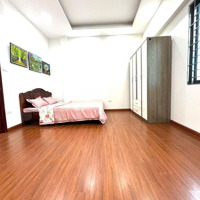 Minh Khai - Đại La - 32M2 - 5 Tầng Lô Góc - Ngõ Siêu Nông, Rộng - 6.86 Tỷ.