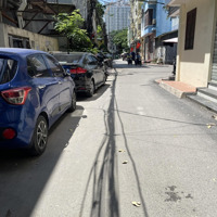 Bán Nhà Phân Lô Phố Nguyễn Khả Trạc 33M 5 Tầng Cầu Thang Cuối. Liên Hệ: 0937026888