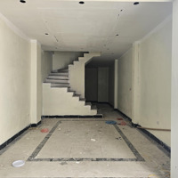Nhà Đẹp, 40M2, 3 Tầng, Kiêu Kỵ, Gia Lâm, Chỉ Hơn 4 Tỷ