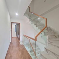 Cho Thuê Nhà 4 Phòng Ngủ Ngay Khu Công Nghiệp Vsip 2 Bình Dương - Kđt Sun Casa Central