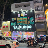 Cho Thuê Nhà Mặt Tiền Đường Nguyễn Trãi, Phường 2, Quận 5, 1 Trệt 4 Lầu Thang Máy , 220 Triệu/Tháng