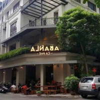 Cho Thuê Mặt Bằng Lô Góc Phố Duy Tân - 280M², Mặt Tiền Rộng -Giá Chỉ 130 Triệu/Tháng