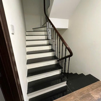 Chính Chủ Nhà Có Nhu Cầu Đổi Sang Căn To Hơn Cần Bán, Căn Biệt Thự Liền Kề 48M2, Hoàn Thiện 5 Tầng