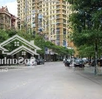 Cho Thuê Tầng 1 Nhà Mặt Phố Vị Trí Siêu Đẹp Phố Trung Hòa - Cầu Giấy 150M2, Mặt Tiền 5M
