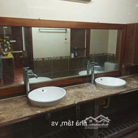 Cho Thuê Nhà Tập Thể E5 Mặt Đường Thái Thịnh 2 Ngủ 70M2 Full Đồ 9 Triệu Tầng Thấp Call 0904.402.216