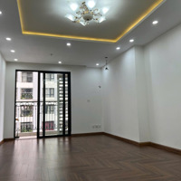 Cho Thuê Căn Góc 3 Phòng Ngủ Đồ Cơ Bản View Nhạc Nước Giá Chỉ 17 Triệu/Tháng
