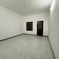 Bán Nhà Mặt Phố Quận Ba Đình 80m4T MT5m Vỉa Hè 3 THOÁNG VIEW Công Viên 52 Tỷ Kim Mã.