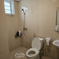 Đúng Giá - 5.9 Tỉ. Căn Hộ 3N-2Vs. Diện Tích: 108 M2. Đc: C14 Bắc Hà,Tố Hữu. Trực Tiếp Chủ Nhà