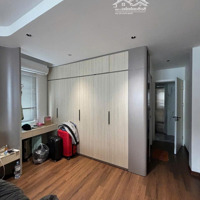 Bán Nhà Mặt Ngõ To Hơn Phố Việt Hưng, 13 Tỷ, 45M2, 4 Phòng Ngủ 4 Tầng, Ô Tô Kinh Doanh.